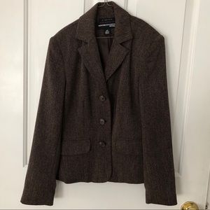 Women’s brown tweed style blazer, size 4P